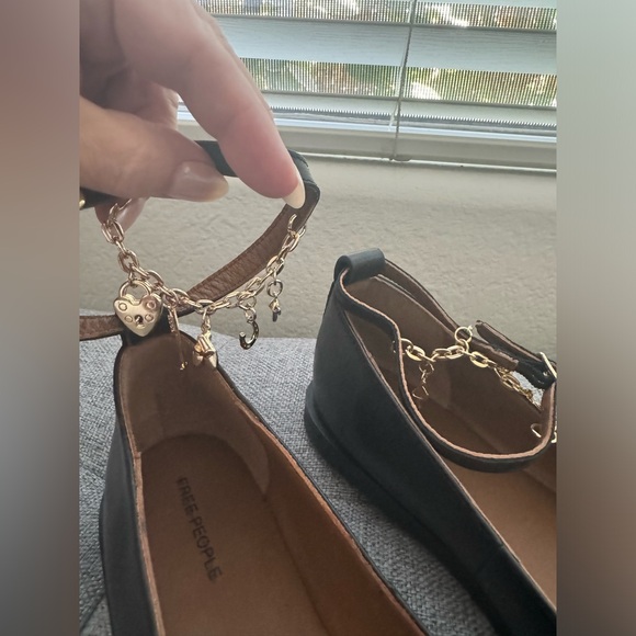 NWT- Free People Mystic Treasures Flat in Black Size 8&9 - Picture 4 of 6
